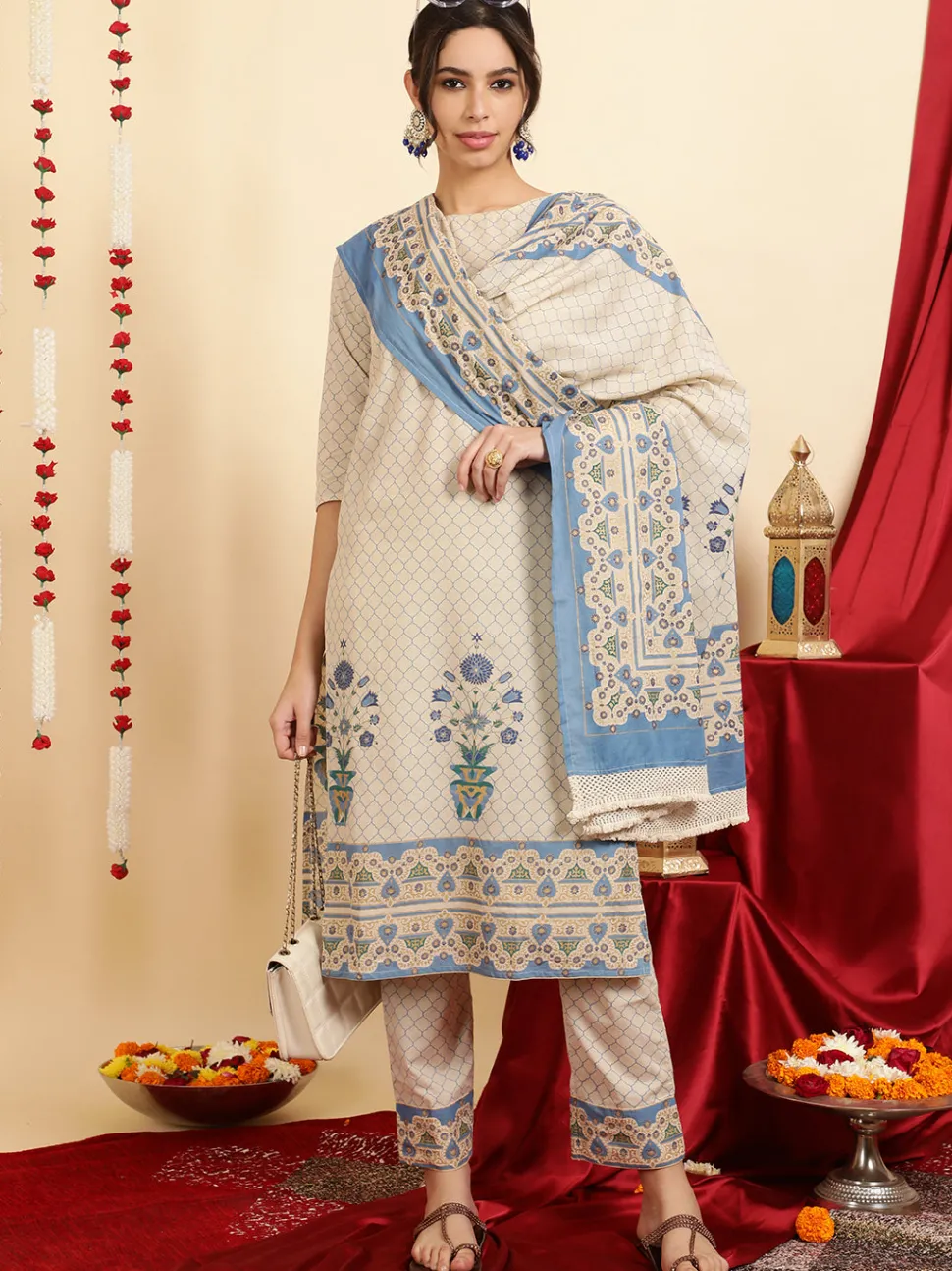 Jaipur Kurti Ethnic Motif Guldasta Cotton Straight Kurta With Pants And Dupatta