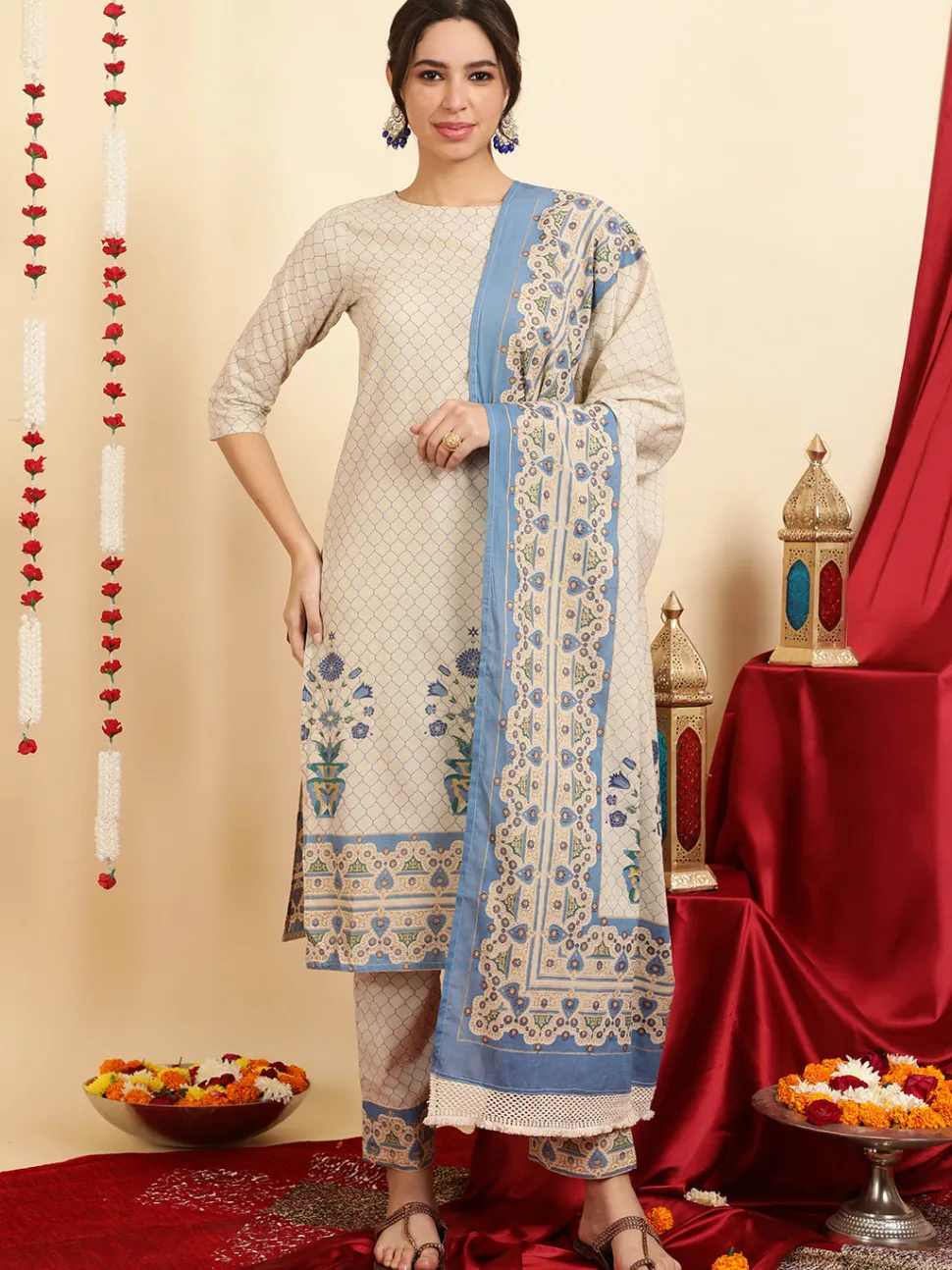 Jaipur Kurti Ethnic Motif Guldasta Cotton Straight Kurta With Pants And Dupatta