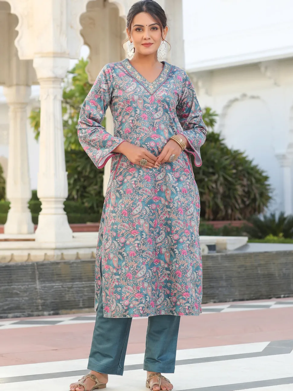 Jaipur Kurti Bottle Green Velvet Printed Embroidered Kurta Pair With Solid Velvet Pant