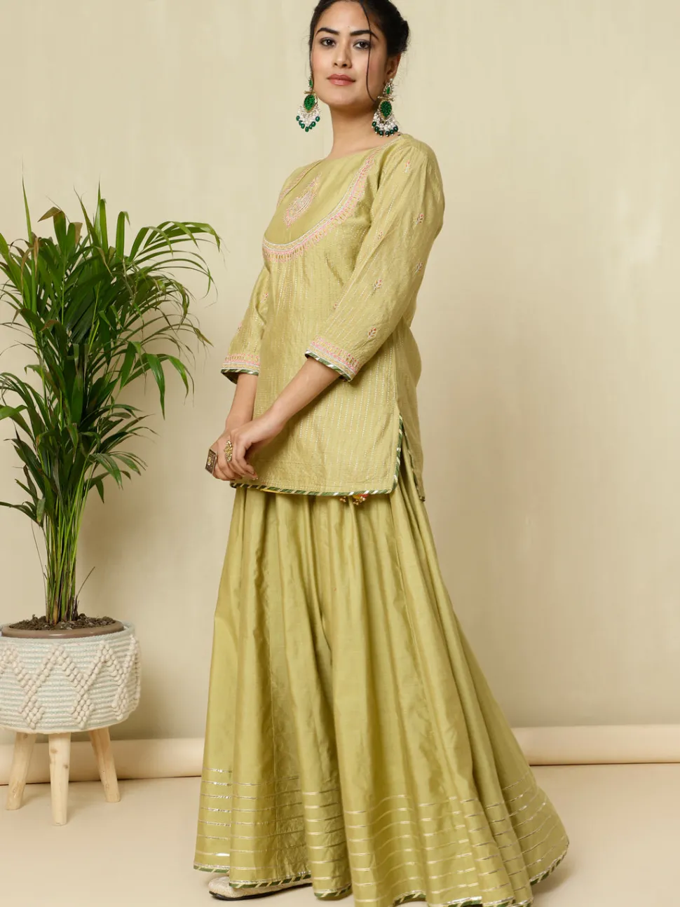 Jaipur Kurti Chanderi Kantha Embroidered Short Kurta With Skirt And Dupatta