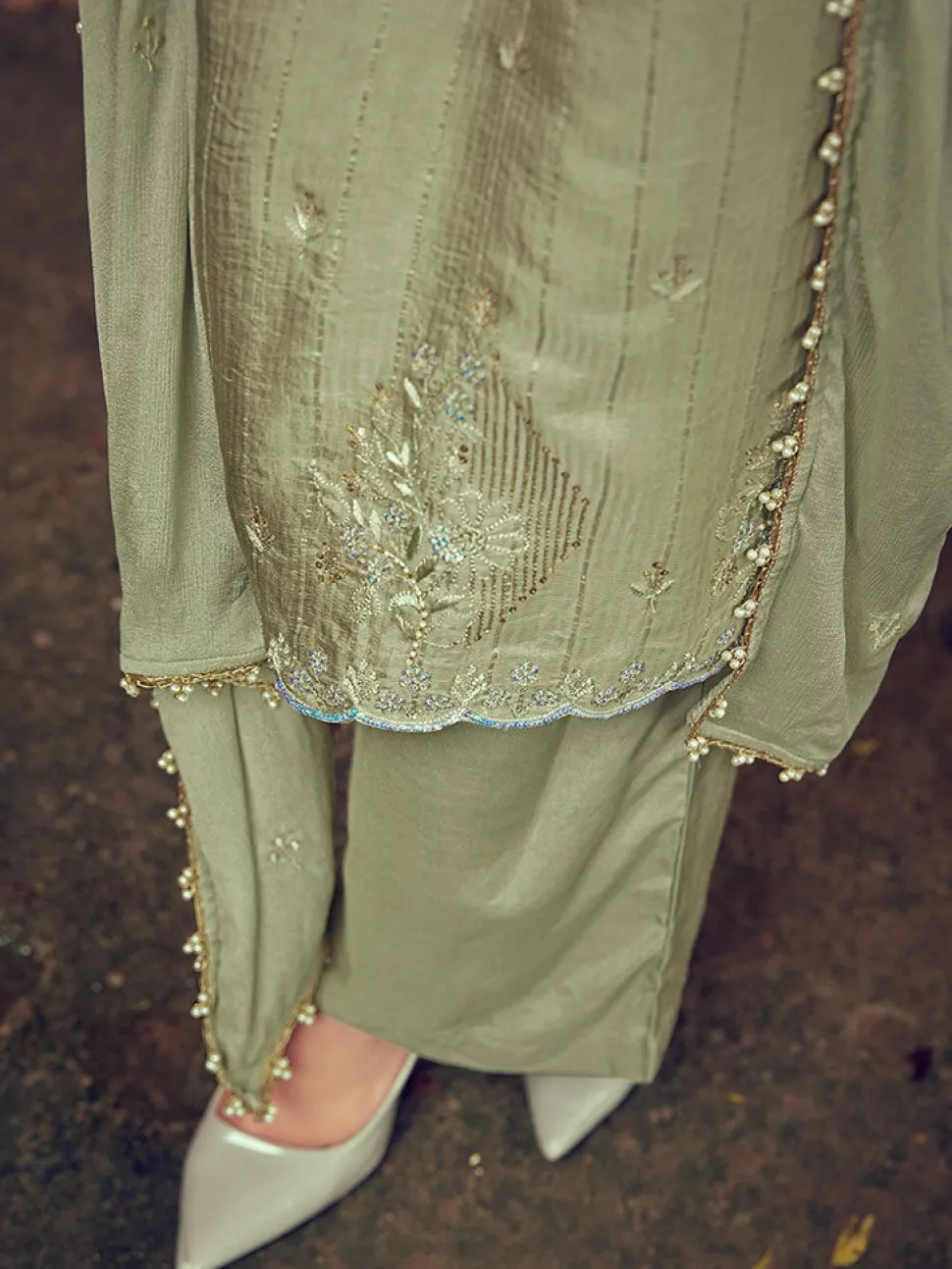 Jaipur Kurti Light Color Straight Zardozi Embroided Kurta With Pants And Chinon Embroidered Dupatta