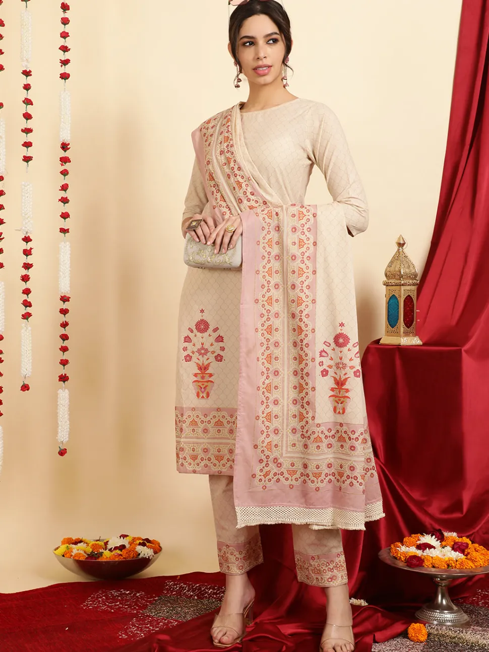 Jaipur Kurti Ethnic Motif Guldasta Cotton Straight Kurta With Pants And Dupatta