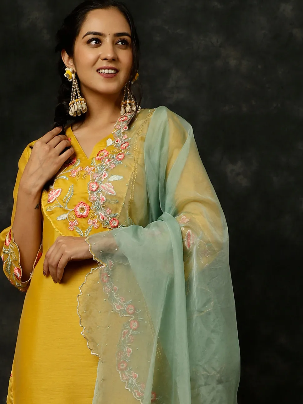 Jaipur Kurti Aari Work Straight Kurta With Pants And Dupatta