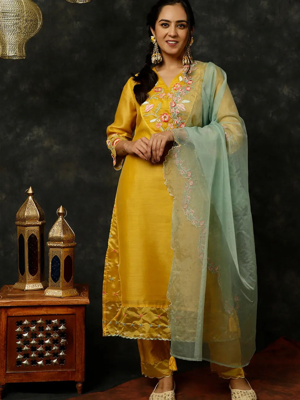 Jaipur Kurti Aari Work Straight Kurta With Pants And Dupatta