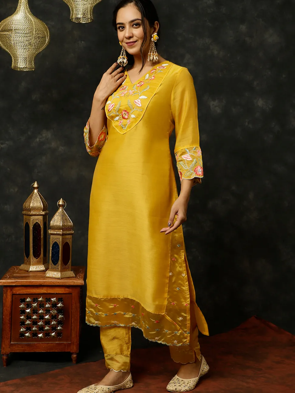 Jaipur Kurti Aari Work Straight Kurta With Pants And Dupatta