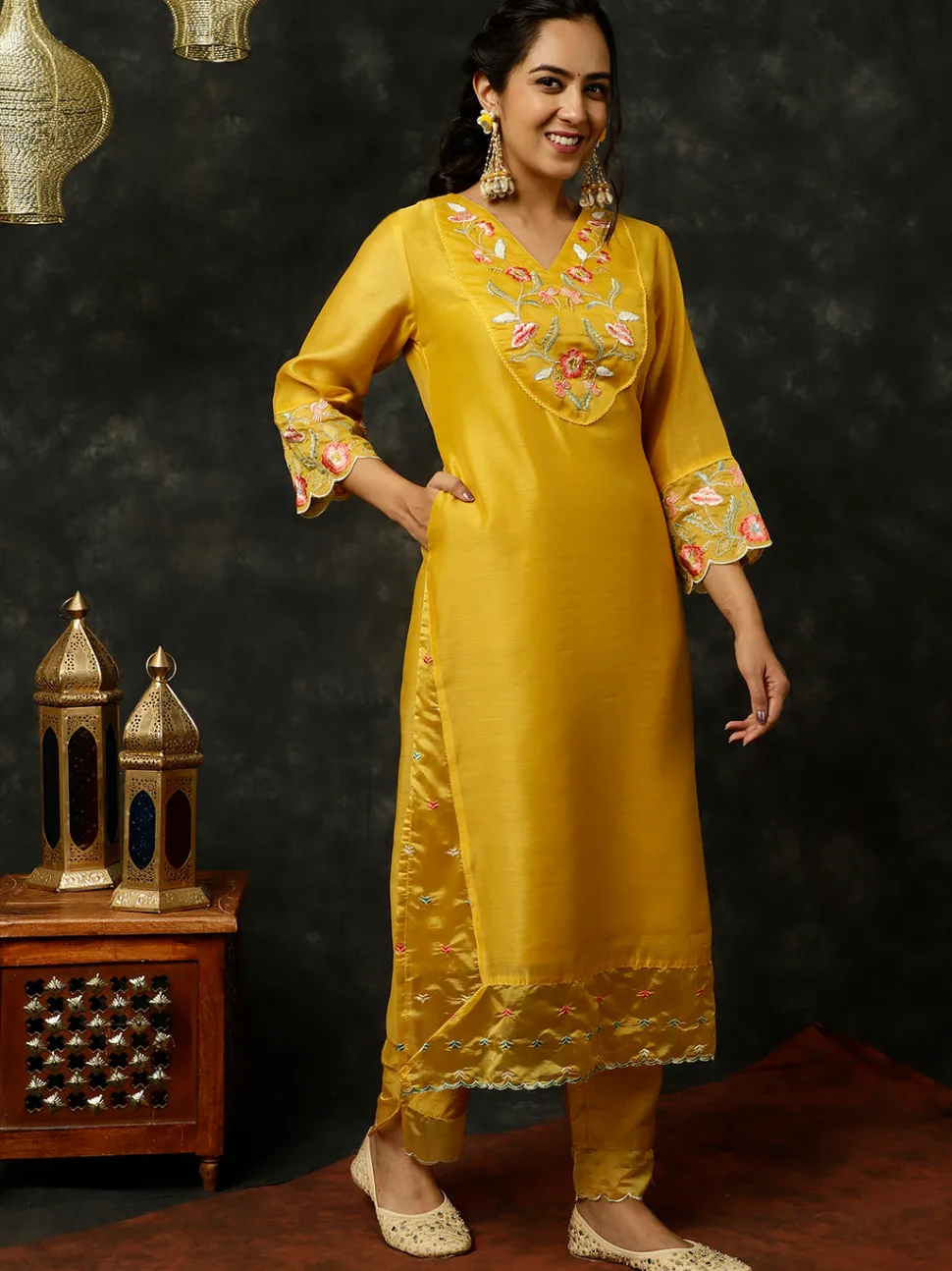 Jaipur Kurti Aari Work Straight Kurta With Pants And Dupatta