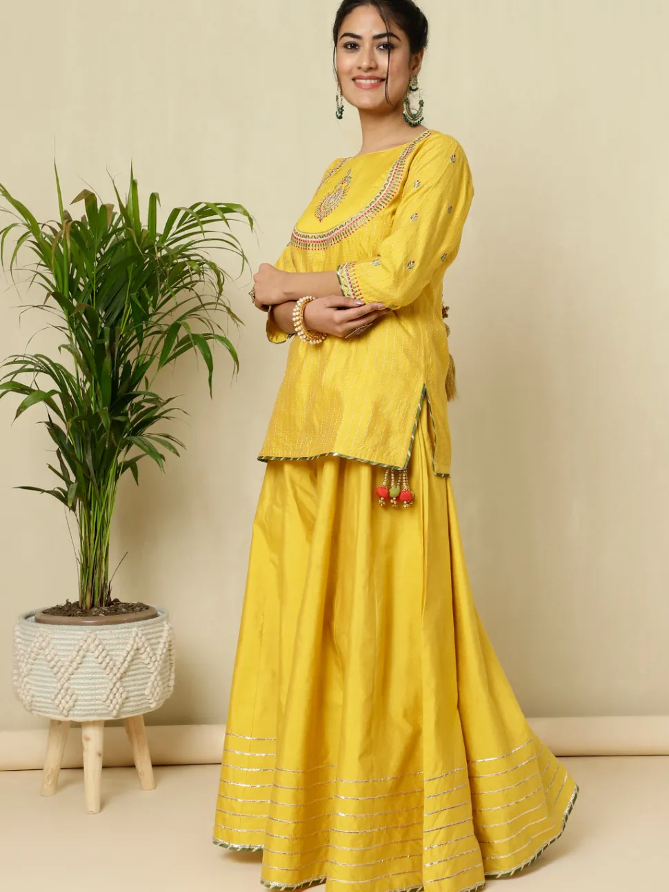 Jaipur Kurti Chanderi Kantha Embroidered Short Kurta With Skirt And Dupatta