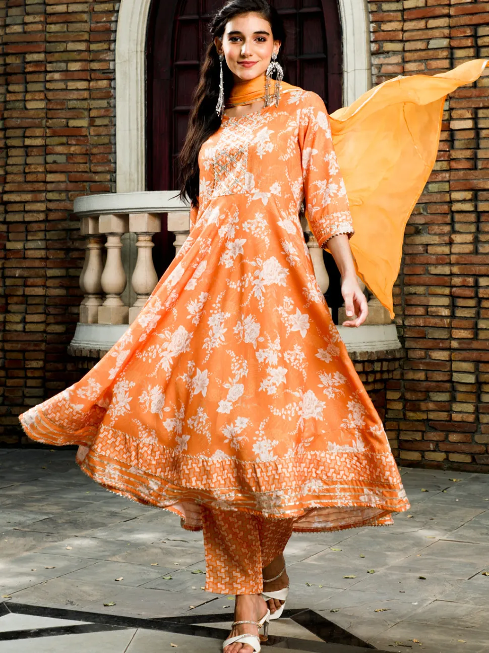 Jaipur Kurti Floral Print Flared Kurta With Pants And Dupatta