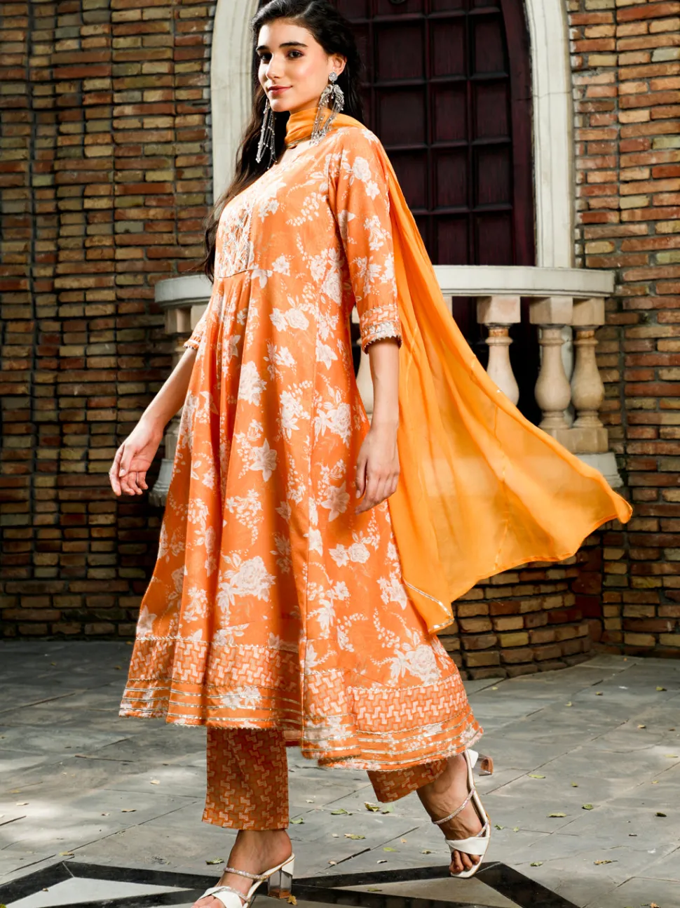 Jaipur Kurti Floral Print Flared Kurta With Pants And Dupatta