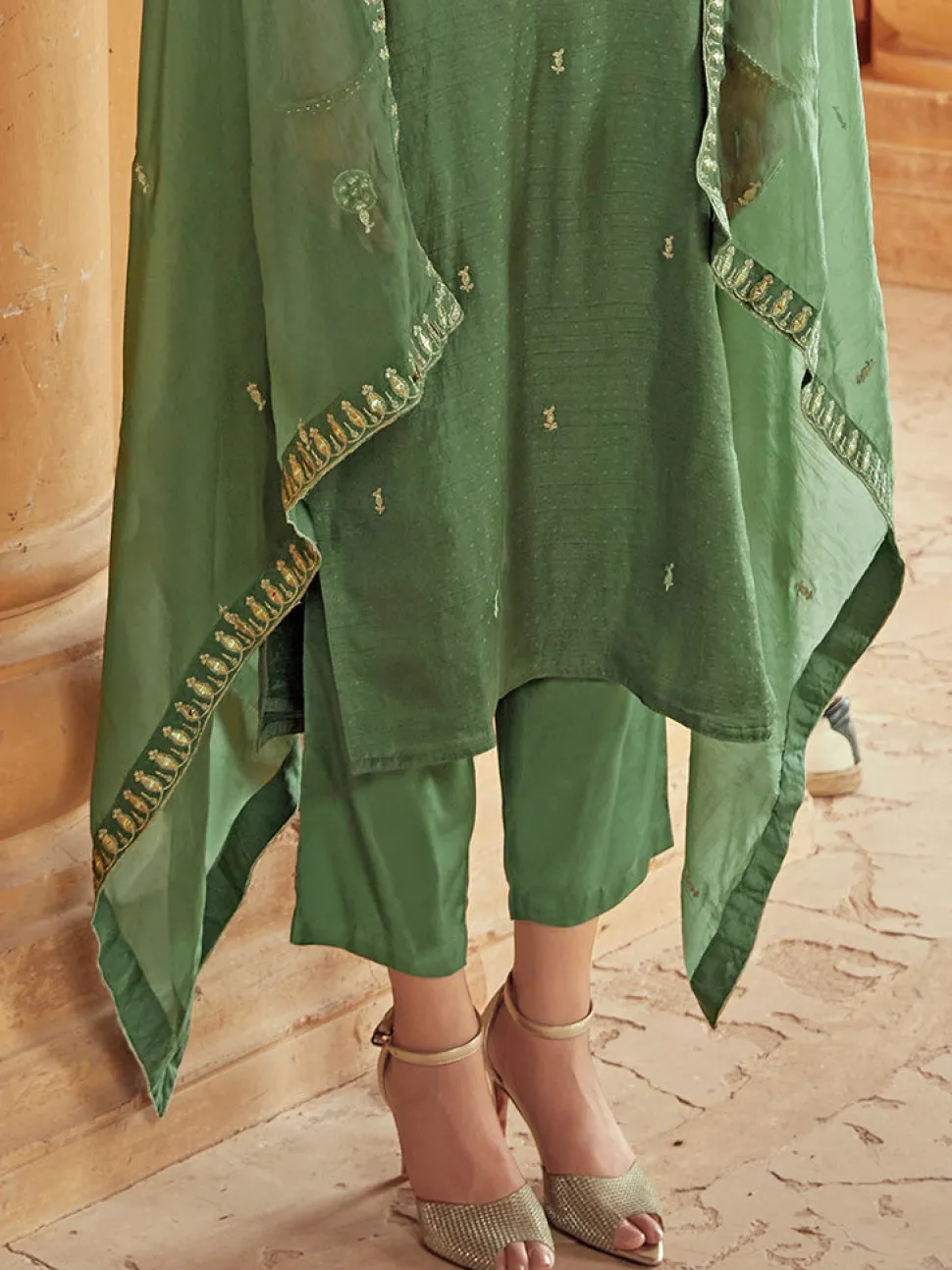 Jaipur Kurti Olive Straight Zarodosi Work Kurta With Solid Pants & Embroidered Dupatta