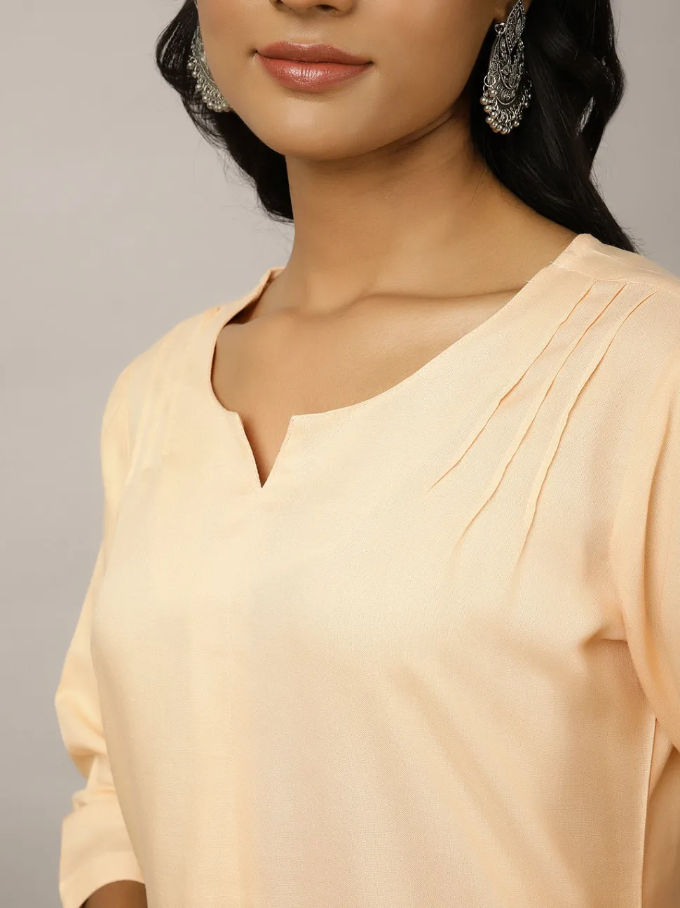 Jaipur Kurti Pleated Straight Kurta With Pants