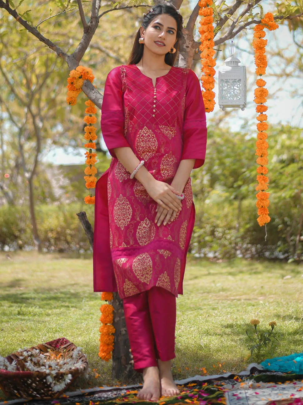 Jaipur Kurti Pink Printed Straight Thread & Lace Work Kurta with Pants