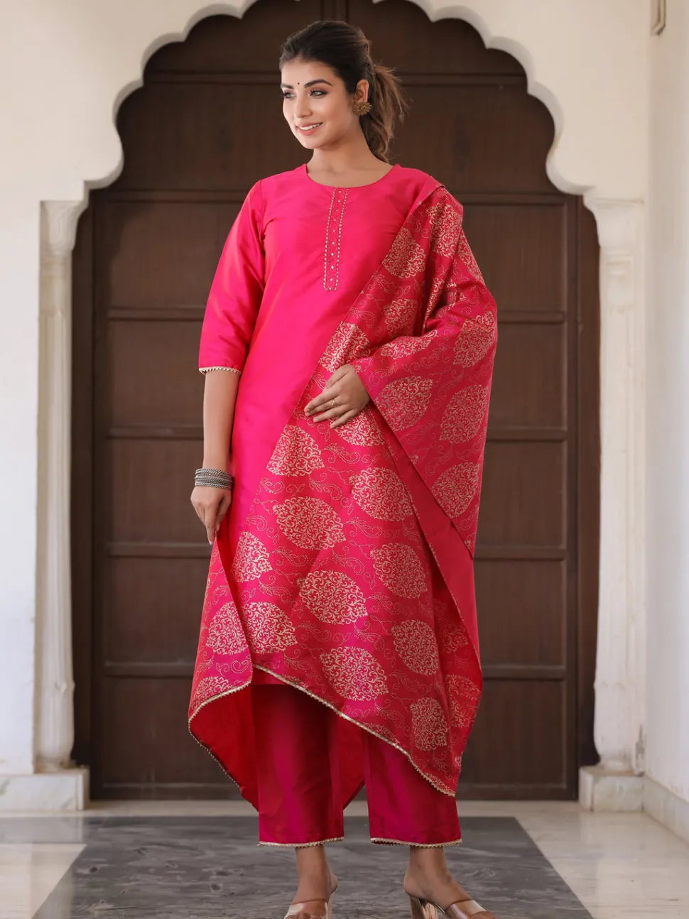 Jaipur Kurti Pink Solid Straight Kurta With Gotta Work On Palazzo & Printed Dupatta