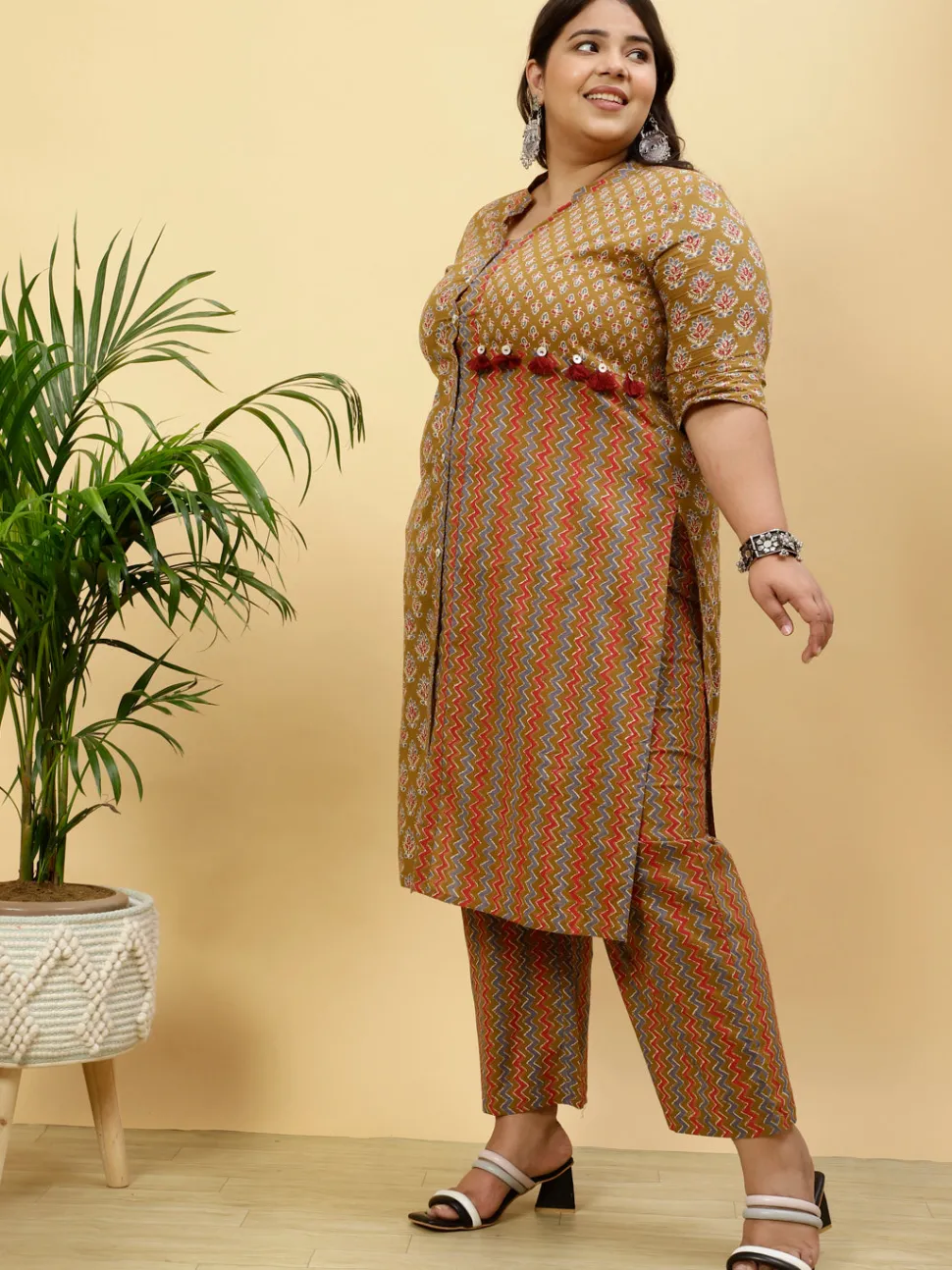 Jaipur Kurti Plus Size Ethnic Printed Straight Kurta With Pants