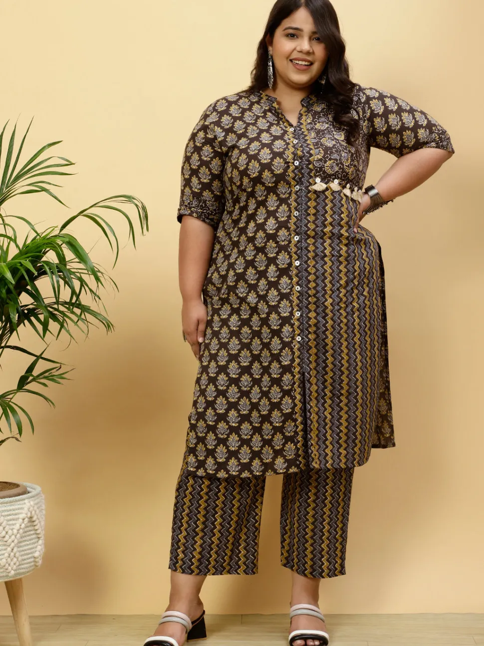 Jaipur Kurti Plus Size Charcoal Grey Ethnic Printed Straight Kurta With Pants