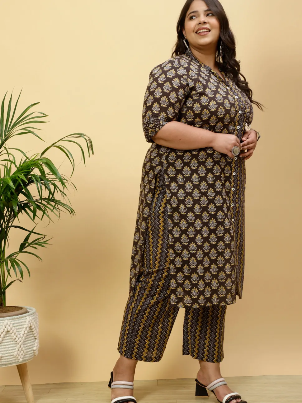 Jaipur Kurti Plus Size Charcoal Grey Ethnic Printed Straight Kurta With Pants