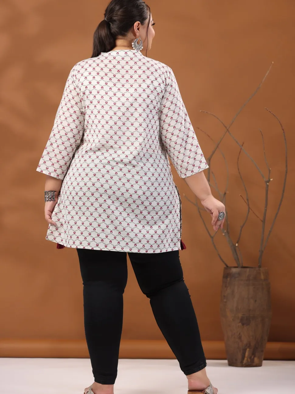 Jaipur Kurti Plus Size Geometric Printed Cotton Short White Kurta