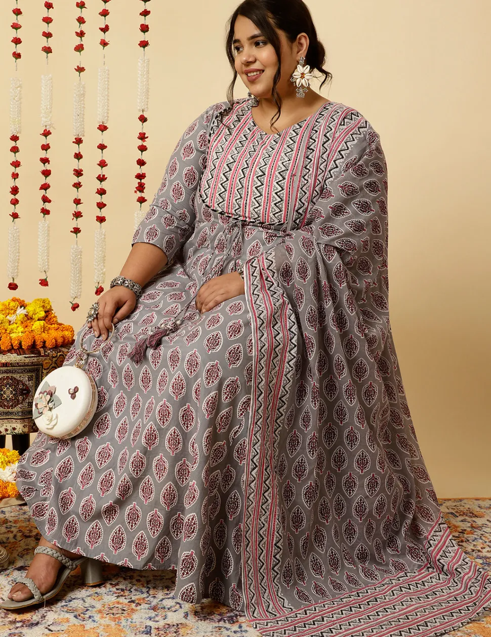 Jaipur Kurti Plus Size Grey Ethnic Printed Flared Kurta With Zig-Zag Printed Pants And Dupatta