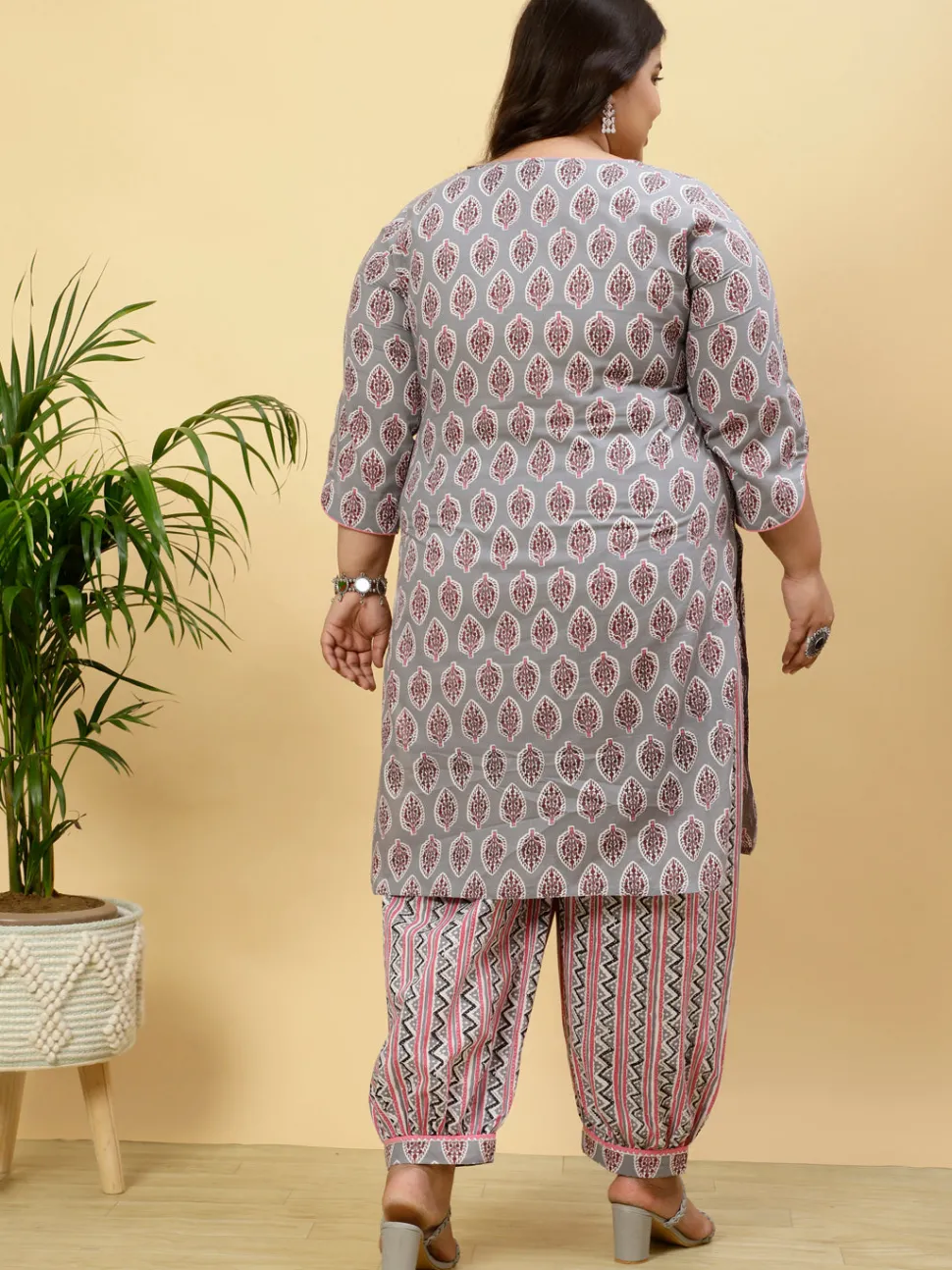 Jaipur Kurti Plus Size Ethnic Printed Kurta With Printed Afghani Salwar