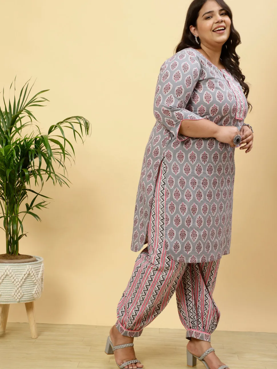 Jaipur Kurti Plus Size Ethnic Printed Kurta With Printed Afghani Salwar