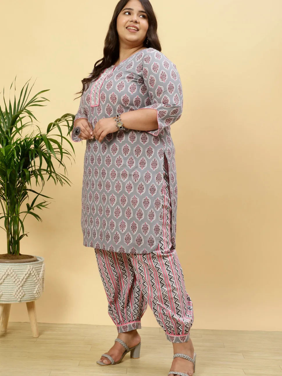 Jaipur Kurti Plus Size Ethnic Printed Kurta With Printed Afghani Salwar