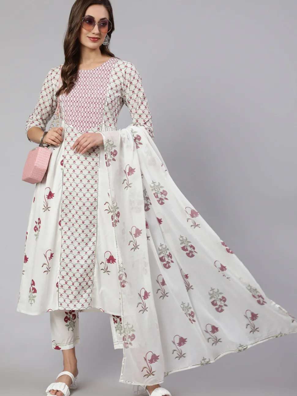 Jaipur Kurti White & Magenta Pink Ethnic Printed Flared Kurta With Pants & Dupatta