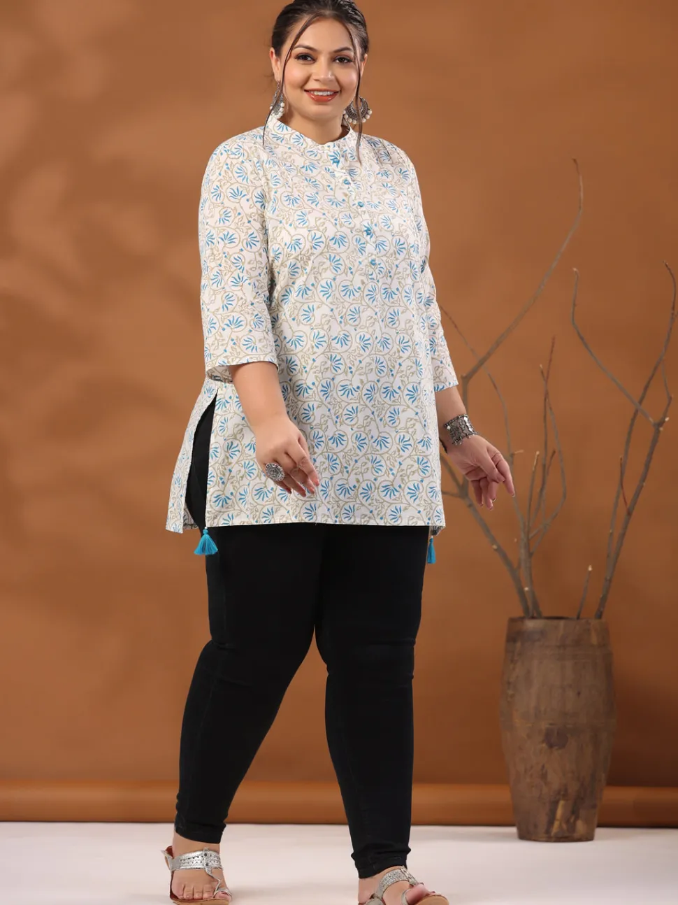 Jaipur Kurti White & Turquoise Blue Plus Size Printed Cotton Straight Short Kurta