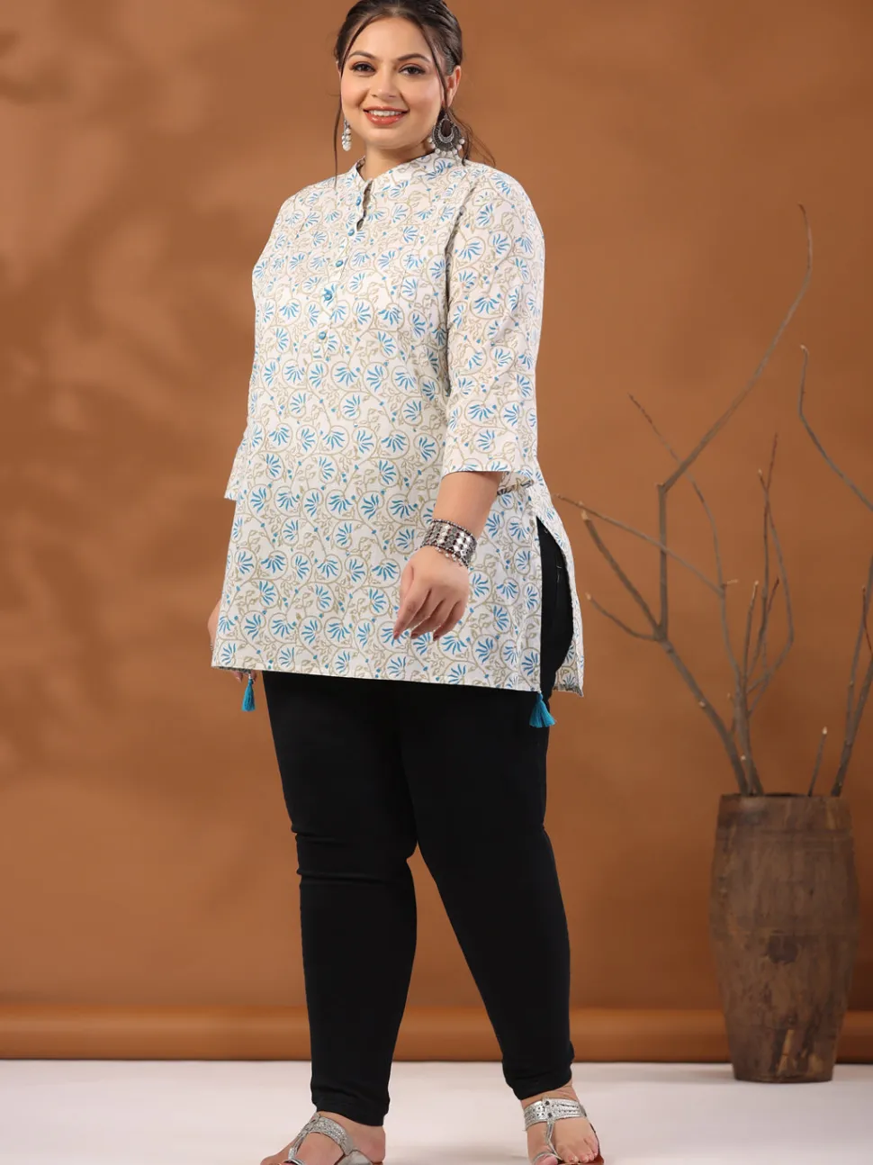 Jaipur Kurti White & Turquoise Blue Plus Size Printed Cotton Straight Short Kurta