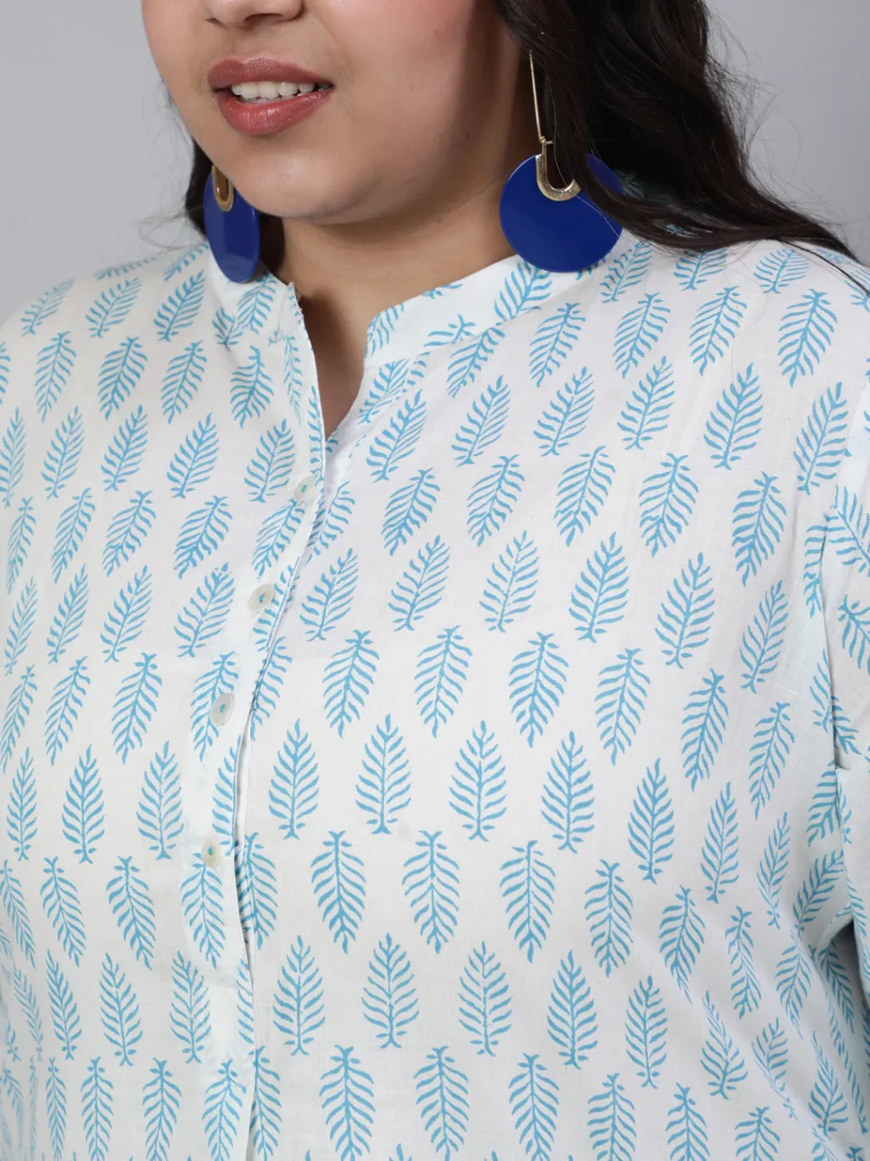 Jaipur Kurti White And Turquoise Blue Plus Size Printed Pleated Top