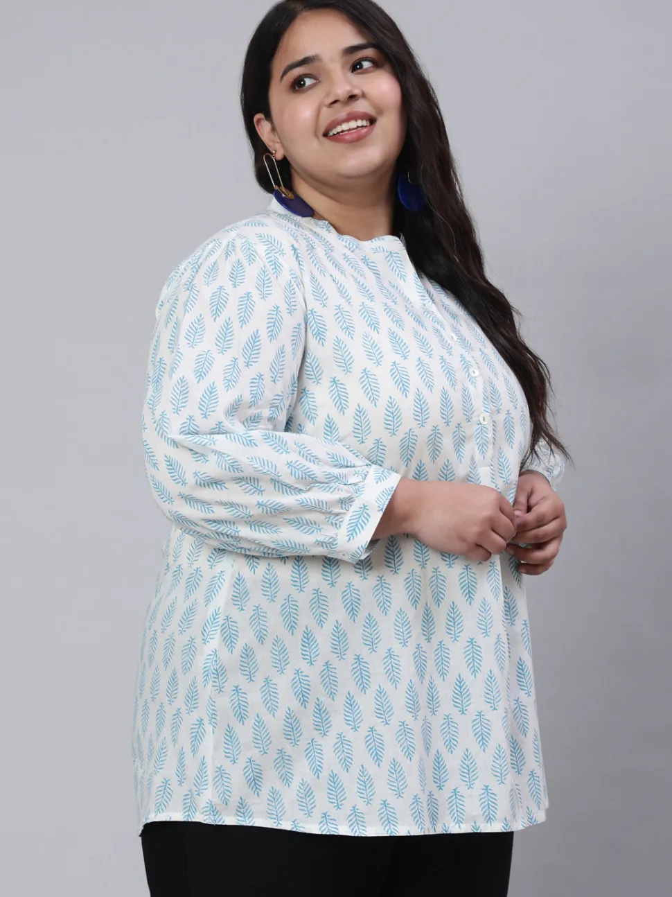 Jaipur Kurti White And Turquoise Blue Plus Size Printed Pleated Top