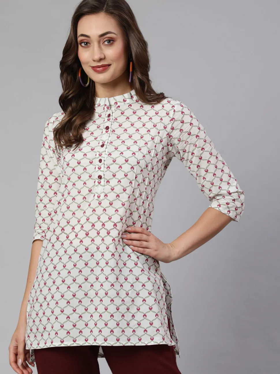 Jaipur Kurti White Geometric Printed Cotton Short Kurta With Burgundy Pants