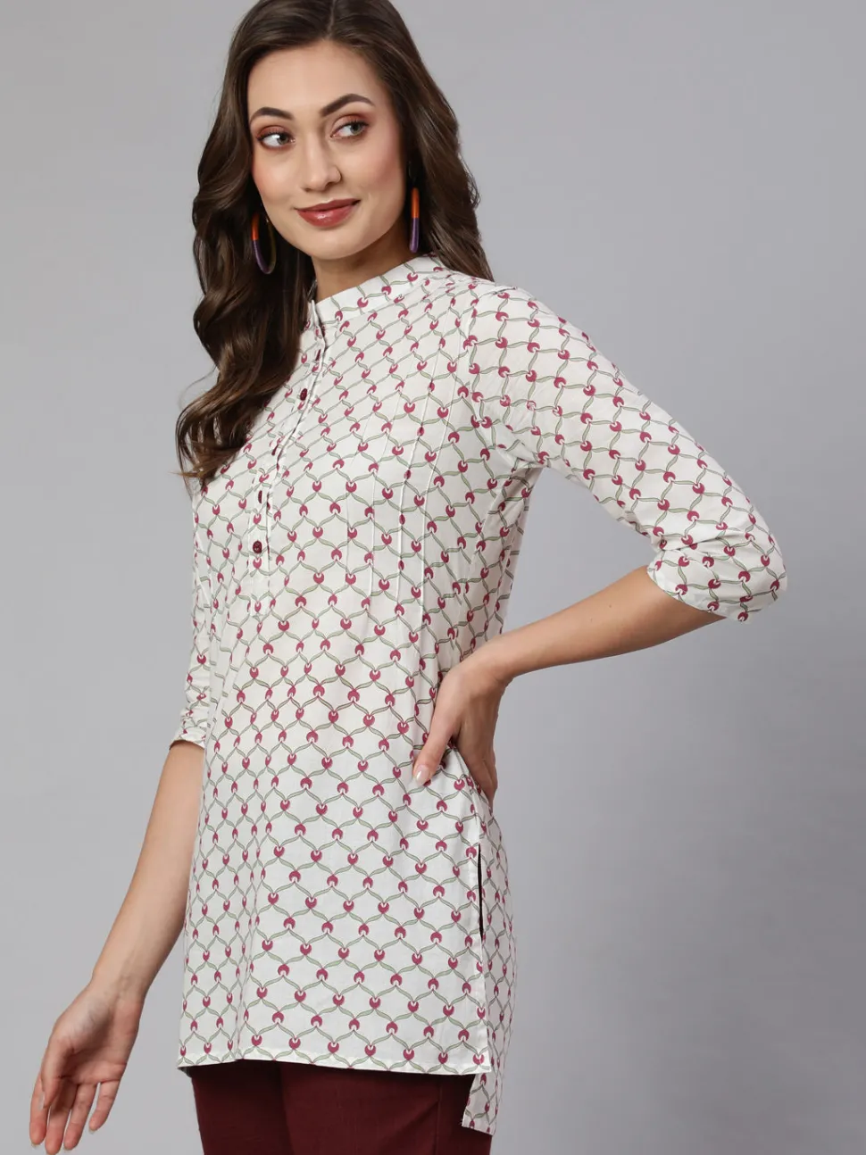 Jaipur Kurti White Geometric Printed Cotton Short Kurta With Burgundy Pants
