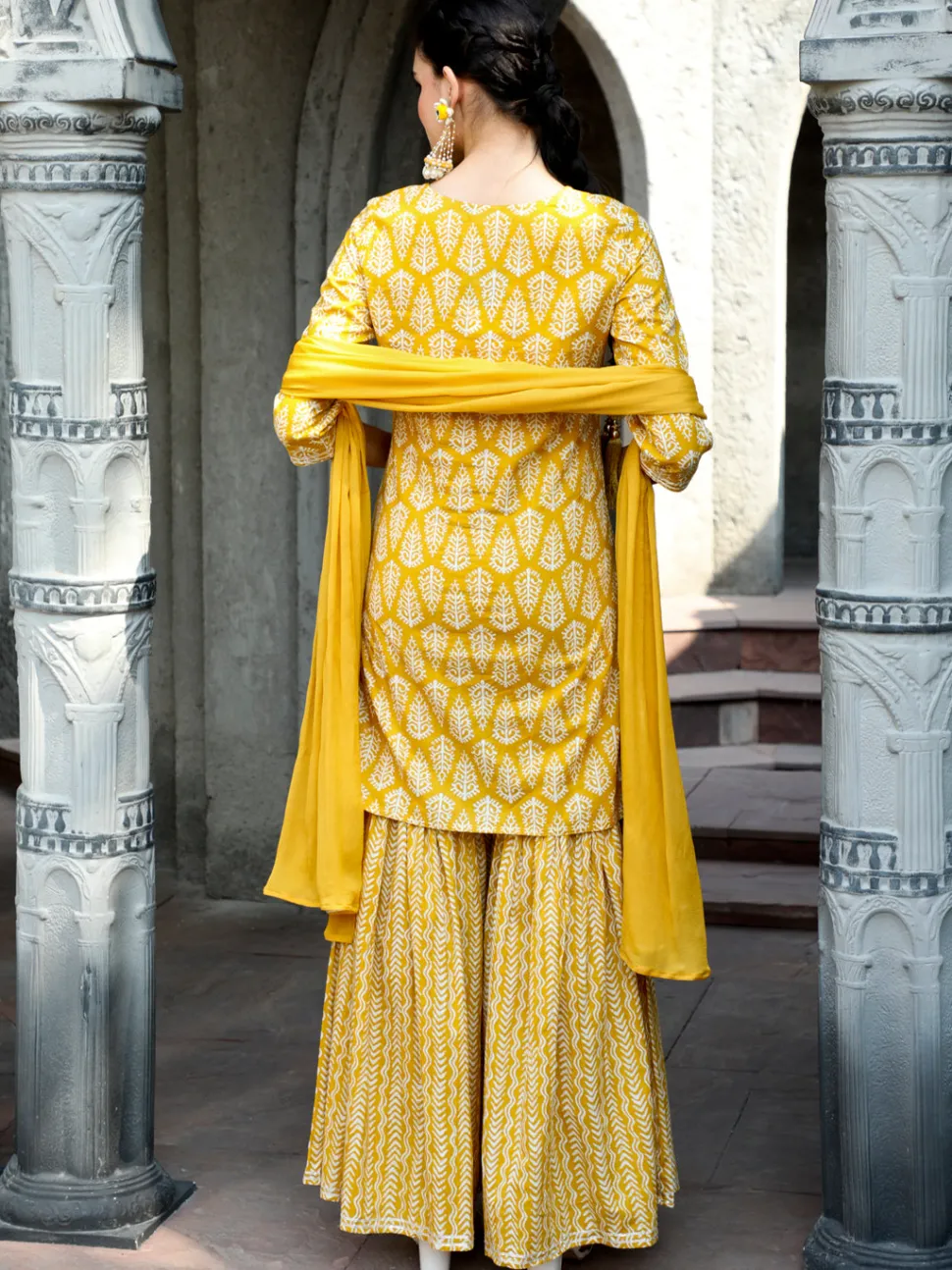 Jaipur Kurti Ethnic Printed Straight Kurta With Sharara And Chiffon Dupatta